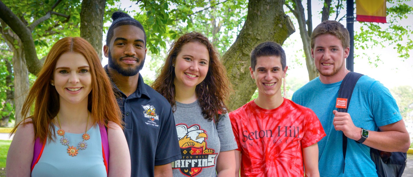 SHU-students-near-admin-tree