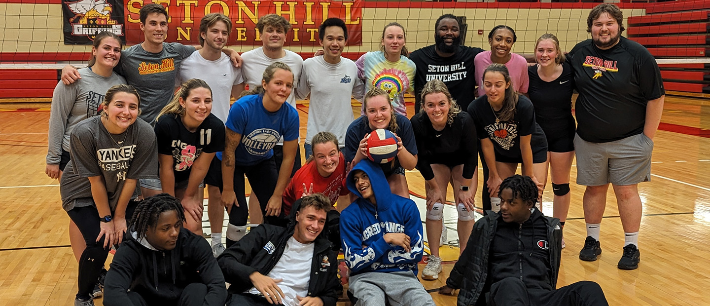 Intramural volleyball team group picture