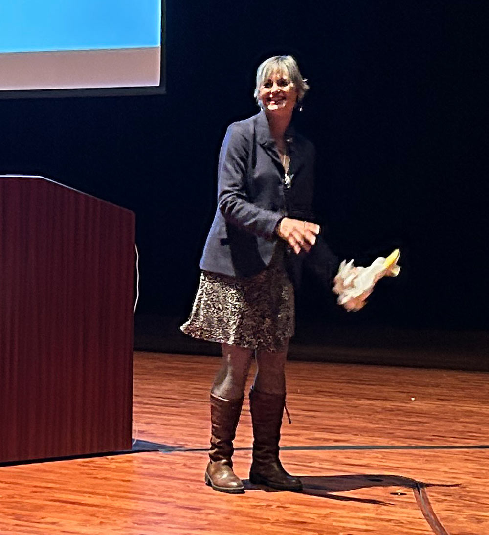 Visiting Author Sarah Langan Interacts with Crowd During Presentation