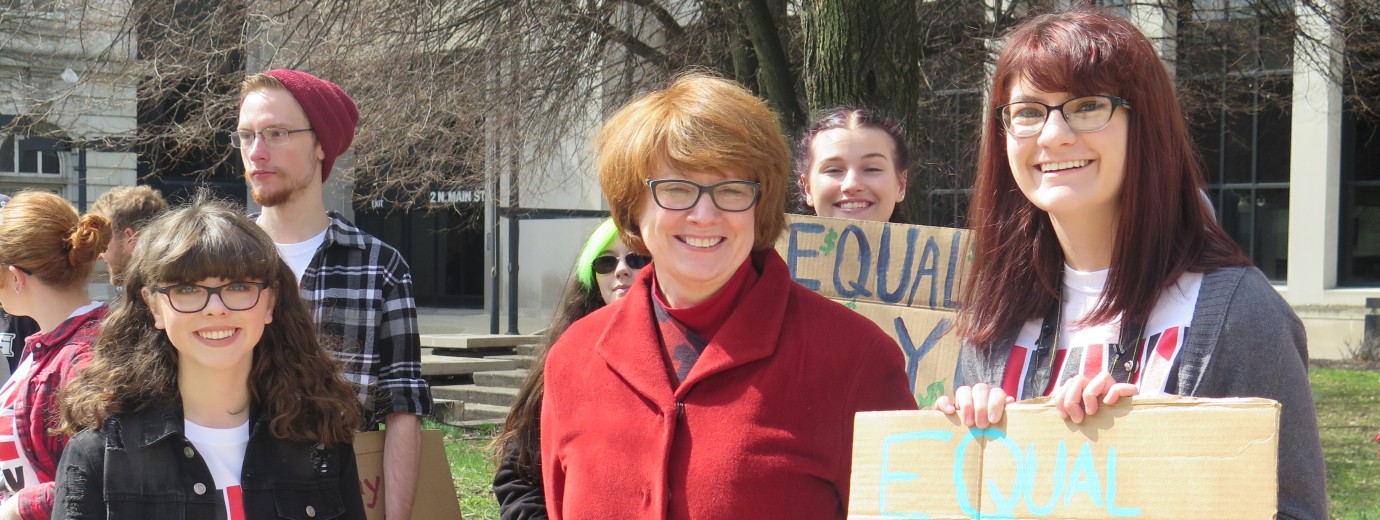 Seton Hill Students Rally for Equal Pay